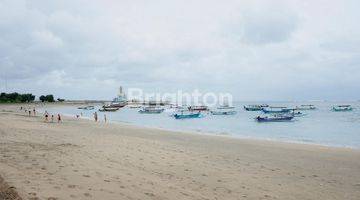 Gambar 5 Tanah di Pantai Jermah - Kuta