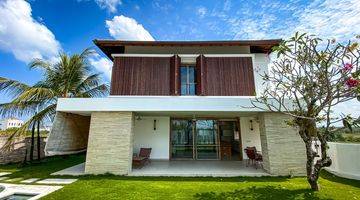 Gambar 1 Beautiful Designed Contemporary Tranquil Villa*