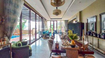 Gambar 3 Rumah Mewah di Simprug Suite Jl Simprug Golf