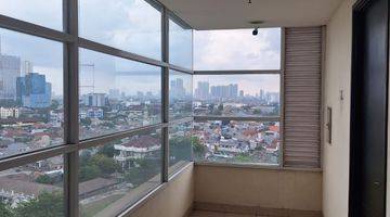 Gambar 5 Disewakan Unit Studio Fully Furnished