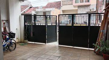 Gambar 1 Dijual Cepat Rumah di Catalina 2 lantai Gading Serpong 