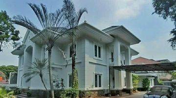 Gambar 1 Dijual Rumah American Classic di Kebayoran Baru 