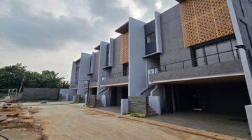 Gambar 2 Jual Rumah Cantik Modern 2 Lantai, Permata Hijau Jakarta Selatan