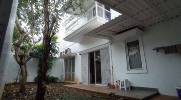 Gambar 1 Rumah siap huni 2 lantai di Cluster FRANGIPANI, DE PARK, BSD