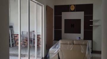 Gambar 2 Rumah 2 Lantai Full Furnish Di Cluster Crystal