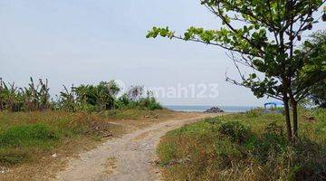 Gambar 3 Tanah Los Pantai Bersebelahan Dengan Resort Terkenal