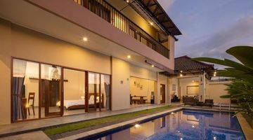 Gambar 1 Premium Villa Seminyak