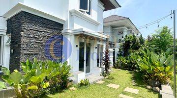 Gambar 4 Rumah 2 Lantai di Kota Wisata Tipe Modern Semi Furnished