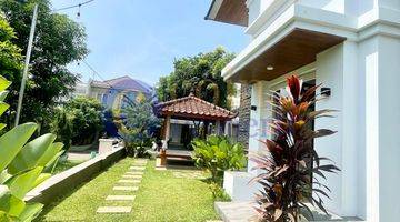 Gambar 3 Rumah 2 Lantai di Kota Wisata Tipe Modern Semi Furnished