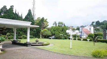 Gambar 2 MEGAH SEKALI Rumah Istana Lembang Dijual Full Furnished Istimewa