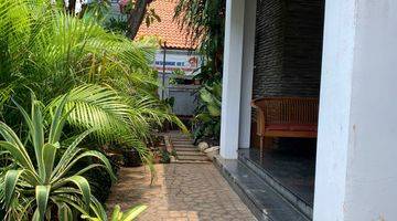 Gambar 1 Dijual rumah besar