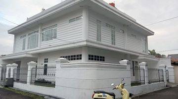 Gambar 1 Dijual Rumah Luas Mewah Dan Megah