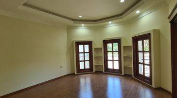 Gambar 5 GRAHA FAMILI | RARE! | BARU RENOVASI SEMI FURNISHED!