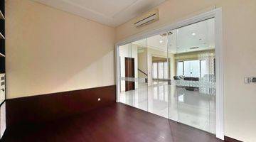 Gambar 1 Rumah Bagus Semi Furnished di Menteng, Jakarta Pusat