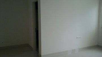 Gambar 2 Rumah The Springs Gading Serpong Cluster Pelican 9x20 Hrag 4,5m Nego Call 0812 8132 4183 