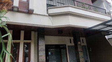 Gambar 3 Dijual Rumah 3Lt Semi Furnished-lokasi aman , strategis dan terawat. Batununggal 