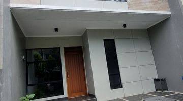 Gambar 1 Rumah Baru 2 lantai di Batununggal , interior bagus - SHM -hadap Utara