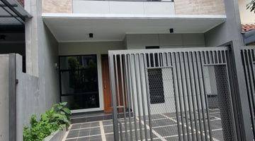 Gambar 2 Rumah Baru 2 lantai di Batununggal , interior bagus - SHM -hadap Utara