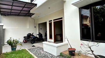 Gambar 3 Best Deal!!! Rumah Moderen Depan Taman Luas 151 M2, Akses Mudah