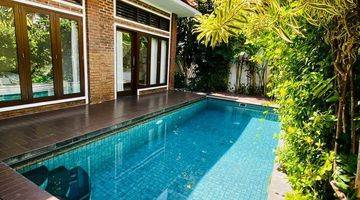 Gambar 1 (31). Villa For Rent At Seminyak With Pool And Furnish