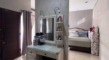 Gambar 4 Rumah 2.5 Lantai Di Banjarwijaya Cipondoh Tangerang Furnished