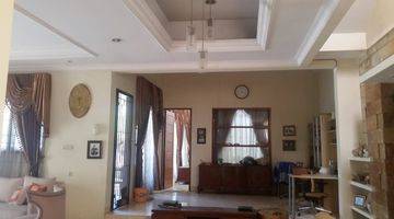 Gambar 4 DiJual Cepat Rumah Fully Furnished, posisi di hook.  hunian di dalam cluster di Taman Harapan Baru Bekasi,  Lokasi dekat dgn supermarket SuperIndo dan Plaza THB