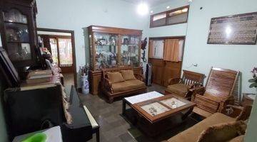 Gambar 2 Dijual Cepat/ Sewa.   Rumah Tua.  Dipadi Ukur Sayap Dago. Kota Bandung