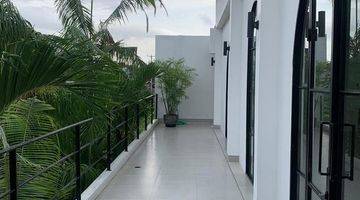 Gambar 1 Office For Rent, Canggu Area