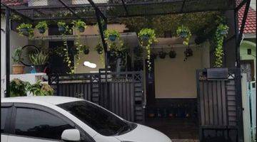 Gambar 1 Dijual Rumah 1,5 lantai siap Huni di Galaxy