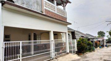 Gambar 4 Dijual Rumah 2 Lantai SHM Bagus Hadap Timur