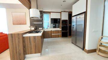 Gambar 4 Apartemen Kemang Village 