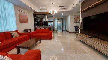 Gambar 3 Apartemen Kemang Village 