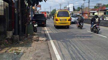 Gambar 5 Ruko untuk ruang usaha atau kantor letak dipinggir jalan utama Ungaran