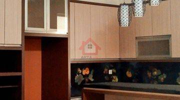 Gambar 4 Dijual Rumah 2 Lantai Bagus Semi Furnished di Cinere