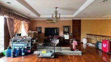 Gambar 4 Luxurious Mansion Bagus Semi Furnished Siap Huni di Simprug Golf