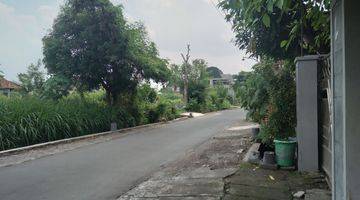 Gambar 4 Hunian Tingkat View Sawah Dekat Sheraton Dan Transmart