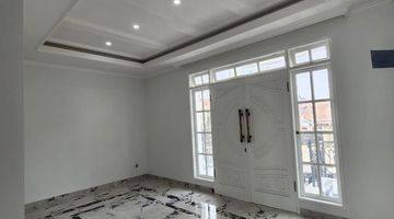 Gambar 4 Dijual Rumah Baru Ada Lift Dan Kolam Renang