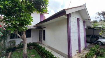 Gambar 2 Rumah 2 Lantai Bagus SHM di Cihanjuang, Bandung