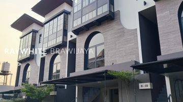 Gambar 1 Brand New House Precium Ampera Lokasi Strategis