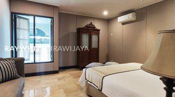 Gambar 5 Brand Newly Renovated House Best Location Area Darmawangsa 