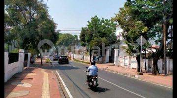 Gambar 5 Rumah 2 Lantai Dekat Jalan Letjen Suprapto Ada Kanopinya Di Cempaka Putih