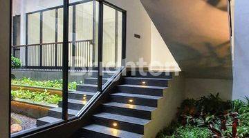 Gambar 3 TROPICAL VILLA HOUSE CITRALAND