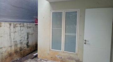 Gambar 4 Dijual Rumah Siap Huni di Serpong Garden 2, Serpong