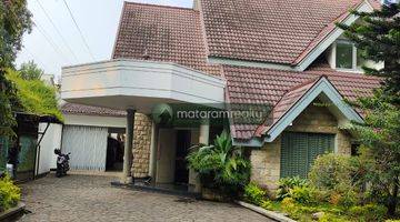 Gambar 1 Rumah Besar Fullyfurnished Mainroad Hegarmanah , Bisa Buat Kantor