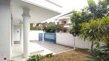 Gambar 3 Sewa Rumah Bangunan Kokoh Dalam Komplek Setrasari, Semifurnished