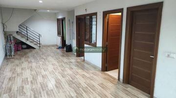 Gambar 3 Disewa Town House Ciumbuleuit, Fully Furnished Tinggal Bawa Koper