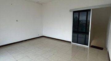 Gambar 2 Dijual Ruko 3 Lantai di Bulevar Hijau, Kota Harapan Indah, Pejuang, Medan Satria, Kota Bekasi. Lokasi Ramai Dan Strategis.