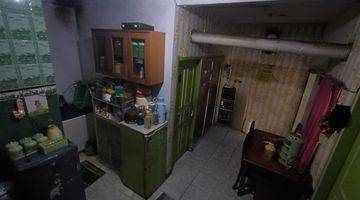 Gambar 4 Dijual Rumah 1 1 2 Lantai di Duta Bumi, Kota Harapan Indah, Medan Satria, Kota Bekasi