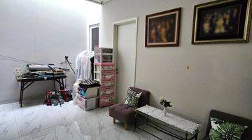 Gambar 5 Jual Rumah Cantik 2.5 Lt, Shm, Green Lake City, Cipondoh, Tgr