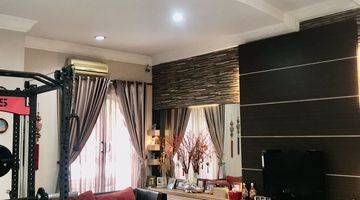 Gambar 3 Dijual Rumah Mewah Semi Furnish 2 Lt, Taman Palem, Jakarta Barat